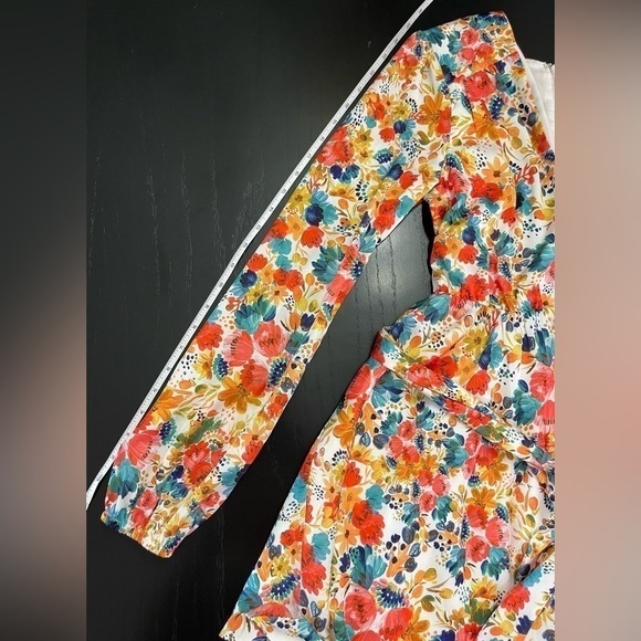 Lovers + Friends Ivy Dress in Bouquet Floral - Picture 10 of 13